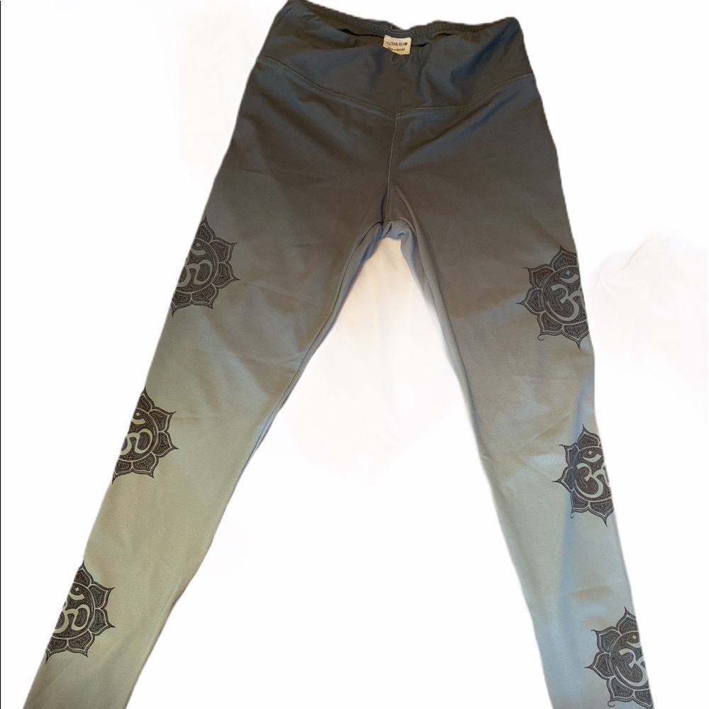 Altar Ego Apparel Om Leggings